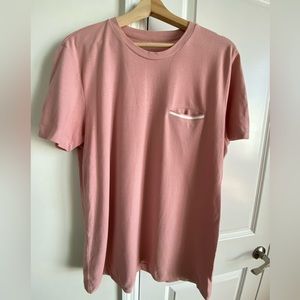 Everlane salmon shirt with front pocket